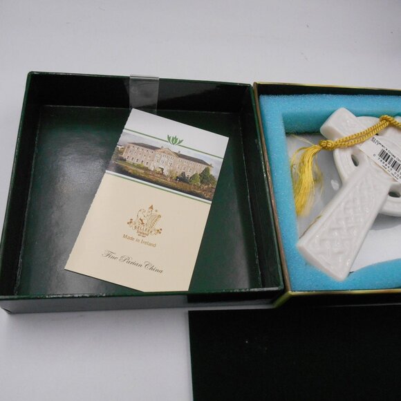 BELLEEK MADE IN IRELAND ST. KIERAN'S CROSS ORNAMENT DECORATIVE HOLIDAY (1) - Picture 10 of 10